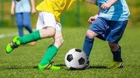 争议声中琼斯夺冠扣篮赛，戈登遗憾错失扣篮王宝座