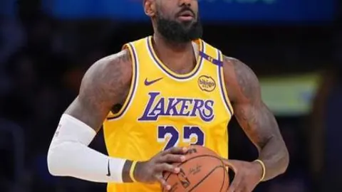 大乐透期号专家推荐：博洛尼亚数据退步分析